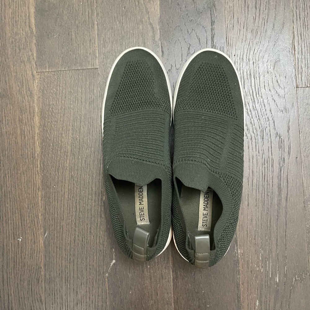 Steve Madden Green Sneakers